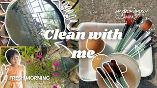 ✤Clean with me✤ 🤷‍♀️||Mirror🪞+makeup Brush 🖌️||stay a little bit