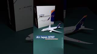 First 1/400 Scale AirJapan Boeing 787-8 JA803A by JC Wings!