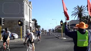 20140309 084707 Argus   Muizenberg   Island   Flag Man