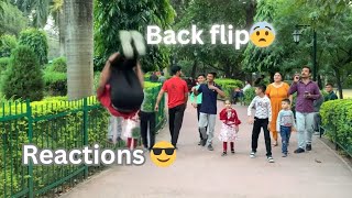 "Unbelievable Backflip Lessons: Teaching a Stranger Calisthenics Athlete in a Public Park!" 🤩🎥