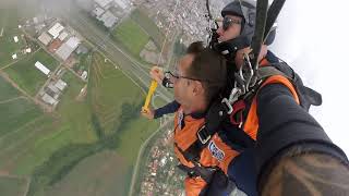 Salto de Paraquedas do Fernando na Queda Livre Paraquedismo 07 01 2018