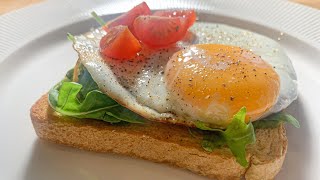 Sunny Side Up Egg Toast - Great Breakfast Recipe