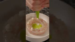 Un'esplosione di gusto: tartare di Orata con Kefir e olio all'aneto #orata #pescecrudo