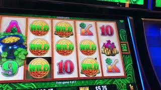 Slot Machine Big Hits/Bonus Play Action