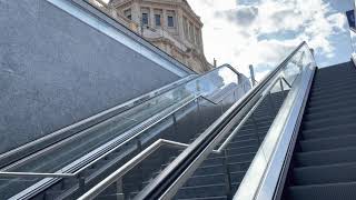 NEW Museum Island Subway Underground Station!  NEW Station, Train, Subway, Metro, Underground.