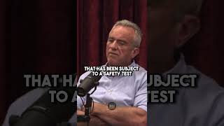 The story of Robert F. Kennedy Jr. meeting Fauci for the first time #joerogan #shorts #donaldtrump