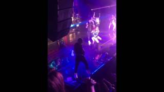 LITTLE MIX - WEIRD PEOPLE (BARCELONA RAZZMATAZZ)