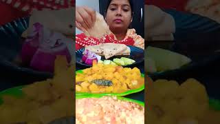 sabji roti#eating #vi#asmr #like #youtubeshorts #asmrfood #funnyshorts #comedy  #mukbanral