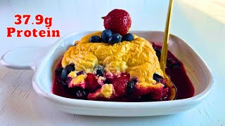 Easy Delicious Keto Berries Cobbler