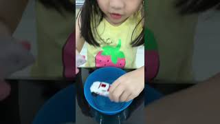 Changing hot wheels car color with ice cube! #Shorts