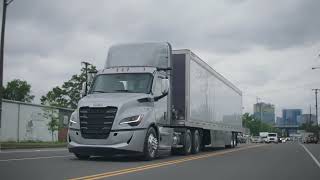 Fifth Generation Freightliner Cascadia | Interactive Touchscreen Display