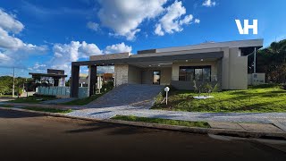 CASA DE LUXO LINEAR NO CONDOMÍNIO DO LAGO I 825m2 DE TERRENO - GOIÂNIA