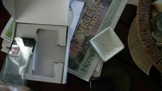 HTC Incredible Unboxing