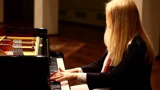 Ludwig van Beethoven : "Moonlight Sonata 1-3" Pianist: Valentina Lisitsa