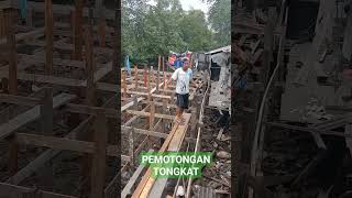 PEMOTONGAN TONGKAT.PAKAI CHAINSAW GERINDA