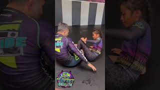 Kid is already in leg lock college