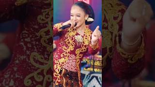 Niken Salindry || Oplosan #shorts #dangdut #dangdutterbarukoplo #nikensalindri