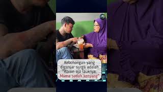 Momen Anak Punk Disuapin Makan Ibunya Sendiri #anakpunk  #shorts #news #ibu #makan #punk