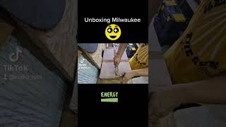 Unboxing Milwaukee