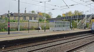 First Great Western double unit passing through Biggleswade railway station