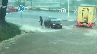 Cars swept away by floods in Mdantsane