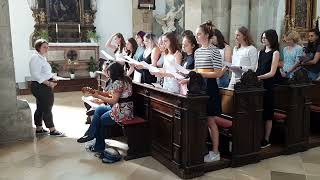 "Mit einem Freund an der Seite", Schulchor beim Oberstufengottesdienst im Dom am 30.6.2022