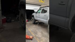 3rd gen Tacoma front differential Eaton E-Locker functionality test