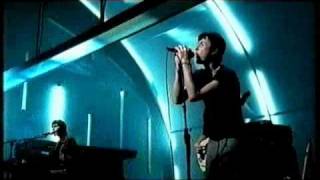 Suede - Interview + Savoir Faire (Live at Asylum Studios, 1999)