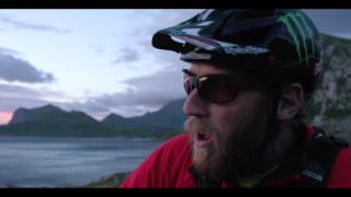 Behind the Scenes - Steve Peat: 'Cheers'