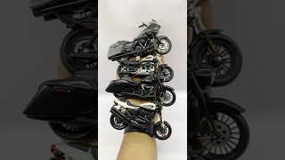 Harley Davidson Die-cast Motorcycles - 1/18 Scale