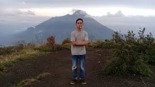 Puncaknya gunung merbabu