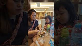 Kakak Makan Di Rumah Sakit, Lagi Checkup #shorts