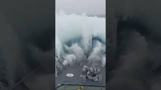 new zealand warship smashed by 20 meter tall wave