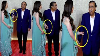 Nita Ambani Badly Ignoring Husband Mukesh Ambani At Jio World Plaza Launch