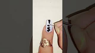 Easy nail art design 💅 #shortsfeed #simplenails #nailart #shortsvideo #ashortaday #nailartdesigns