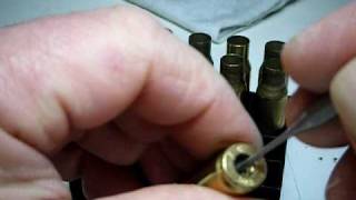 Reloading-A demonstration, The Primer Pocket.