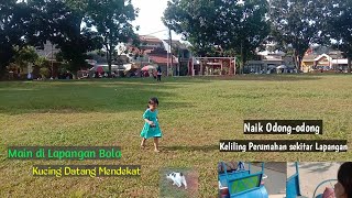 Main di Lapangan Bola, Kucing Datang Mendekat 😃 Naik Odong-odong 😁 | Tiva Bristia Shanum