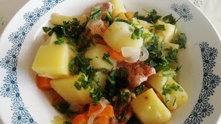 Жаркое в горшочке, очень просто и вкусно.