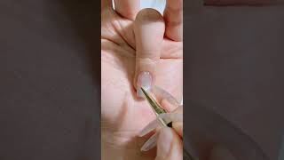 💅🍃Easy nail art design with toothpick #nailart2022 #shorts #youtubeshorts#nailart #viral #nails