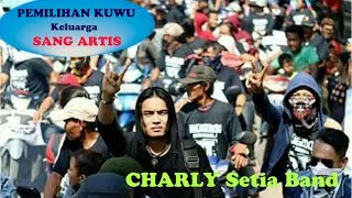 Luapan emosi bahagia kemenangan pemilihan kuwu pendukung charly setia band