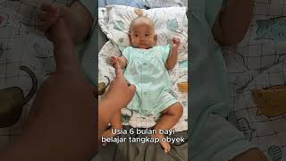 Usia 5 bulan bayi blajar tangkap obyek