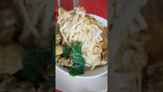 Siapa yg suka Mie ayam nih? #shorts #shortsvideo #mieayam #chickennoodles #foodie #indonesia #jogja