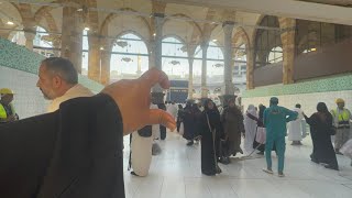 اللهم بعوده🕋النظره الاخير للكعبة المشرفة أصعب وداع اللهم ارزق كل مشتاق العوده لزياره بيتك الحرام🕋