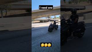 Dude Smashing Through Los Angeles Traffic #shorts #scootering #scooter #rider #losangeles #bigdawgs