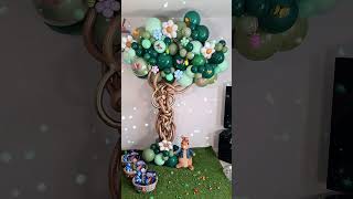 Throwback to this Easter balloon tree😍😍😍 #balloons #ballondecor #balloontree #balloongarland