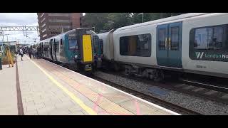 Trains at Watford Junction