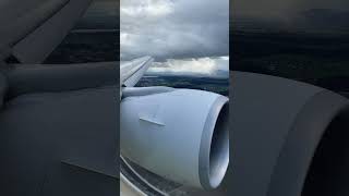 Swiss 39 - Wingflex during approach at Zurich - Boeing 777-300ER (HB-JND)