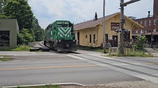 W&LE SD40-2 #6986 over the West Liberty Street crossing, Medina, Ohio 8-6-24