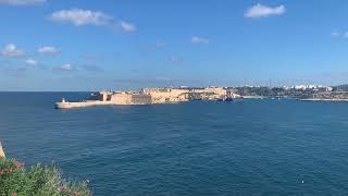 Strolling the Capital of Malta