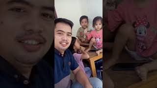 bersantai didepan rumah bersama anak-anak.|| Dapur Marasa